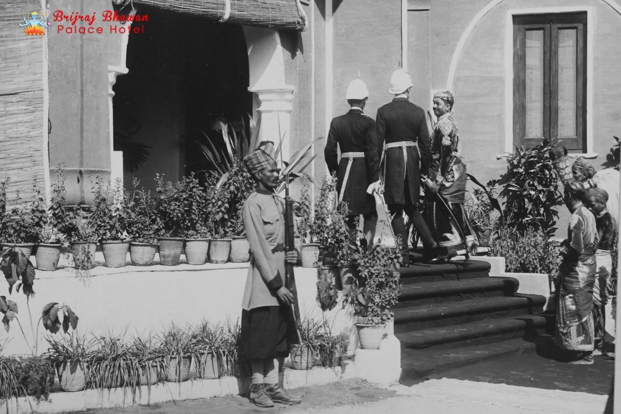 Brijraj Bhawan Palace Hotel โกตา ภายนอก รูปภาพ